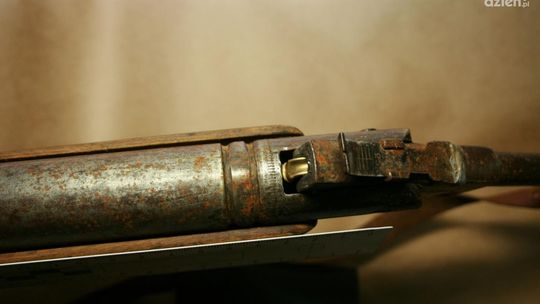 Odpowiedzą za nielegalne posiadanie broni