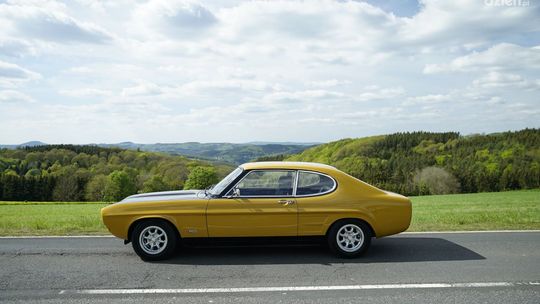 Odrestaurowany Ford Capri zaprezentowany z okazji 50-cio lecia modelu