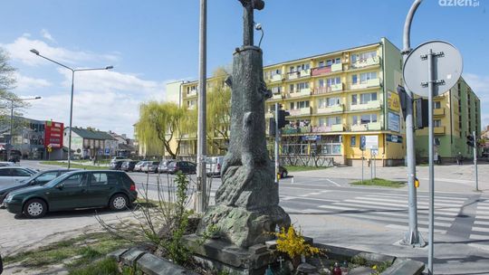 Odrestaurują Krzyż Wolności za ponad 33 tys. zł