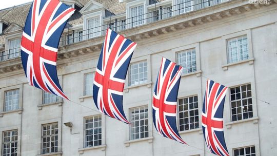 Odszkodowania powypadkowe w Anglii — za co? Kiedy? Na jakie kwoty można liczyć?