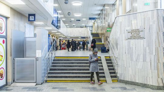 Ogłoszono przetarg na montaż wyświetlaczy