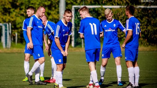 Okręgówka. Lider kontra outsider, hit w Grójcu