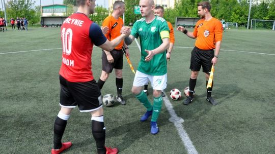 Okręgówka. Osiem goli w Radomiu, wygrana Centrum