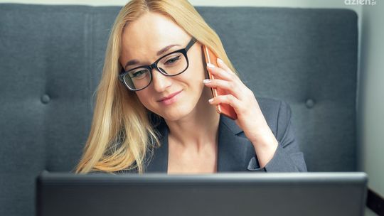 Okulary blokujące światło niebieskie - jak działają?