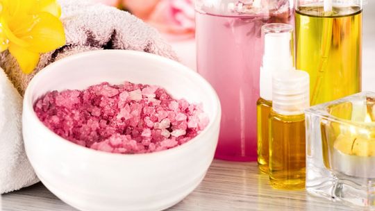 Olejek różany - co to jest i jakie ma właściwości?