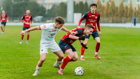 Olimpia Elbląg lepsza od Broni. Decydujący gol padł w doliczonym czasie