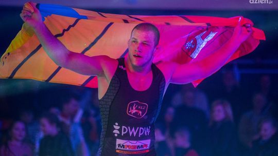 Olimpijczyk zdominował zapaśnicze mistrzostwa