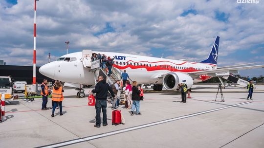 Opozycja zamknie radomskie lotnisko? K. Frysztak: "Mam wrażenie, że panu posłowi sufit zwalił się na głowę"