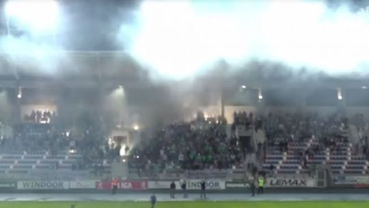 Oprawa Radomiaka na derbach z Bronią (WIDEO)