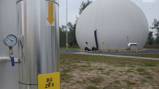 Osad, dwie komory, biogaz i prąd