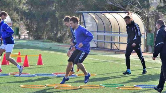 Ostatni ligowy wyjazd Broni