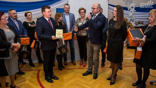 Ostrowiec. Rady osiedlowe docenione