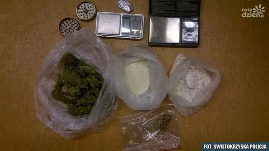 Ostrowiec Świętokrzyski. 30-latek miał znaczne ilości narkotyków