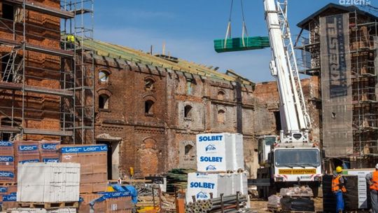 Ostrowiec Świętokrzyski. Szybkie tempo prac przy budowie Browaru Kultury