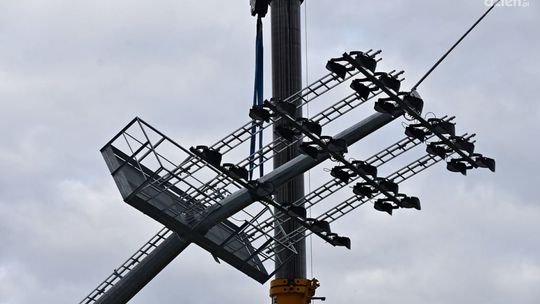 Oświetlenie stadionu przy ulicy Narutowicza 9 prawie na ukończeniu