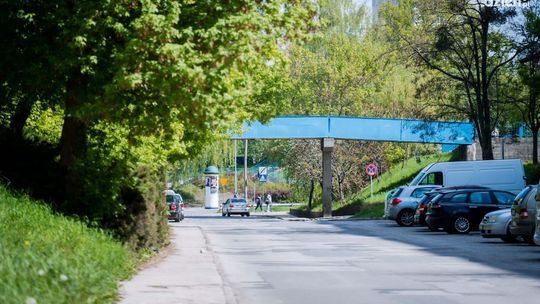 Oszczędności na Wolanowskiej. Miasto wyremontuje za to ul. Sandomierską i Idalińską?