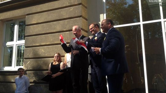 Otworzyli nowe skrzydło w Kochanowskim