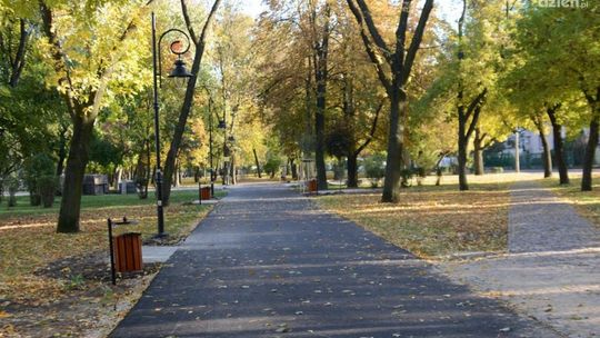 Park Planty. Jest opóźnienie