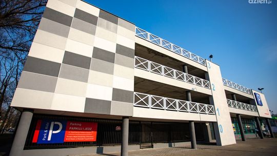 Parking przy Kelles-Krauza nie nadaje się do użytku. Co się stanie z obiektem? 