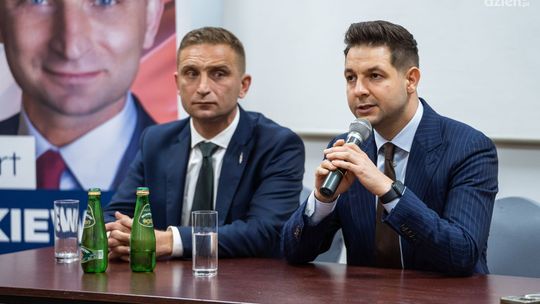 Patryk Jaki i Robert Bąkiewicz spotkali się z radomianami