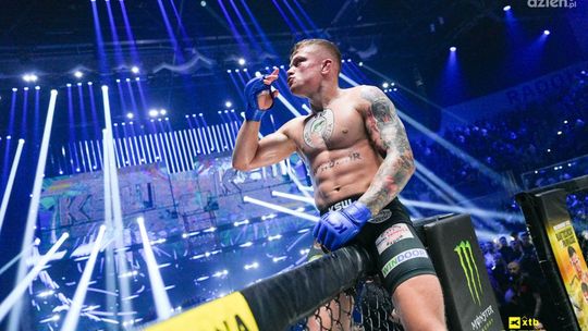 Patryk Kaczmarczyk na XTB KSW 94 w Ergo Arenie powalczy o pas wagi piórkowej