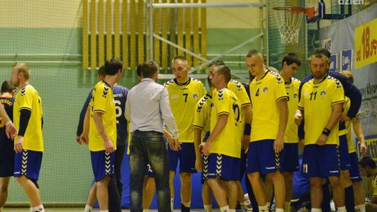 Pewny triumf szczypiornistów Uniwersytetu