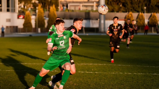 Piąta porażka z rzędu. Świt dobił Broń w ważnym meczu