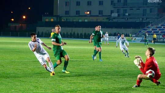 Pięć bramek w meczu Świt - Broń i porażka radomian
