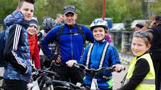 Pielgrzymi na rowerach promują trzeźwość