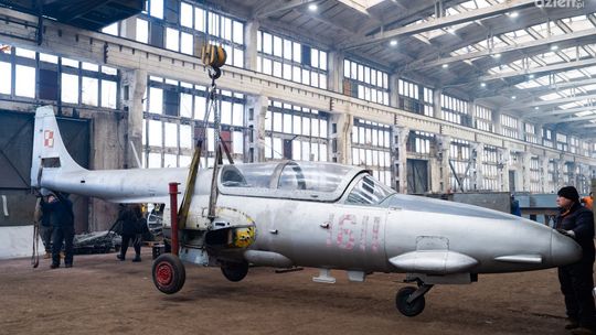 Pierwsza Iskra opuściła halę i wyruszyła na lotnisko