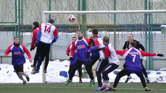 Pierwsza porażka Broni