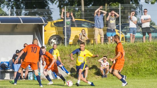 Pierwsze gole i emocje w Pucharze Wójta Gminy Kowala za nami