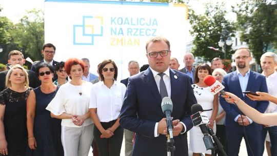 Pierwsze komitety wyborcze zarejestrowane