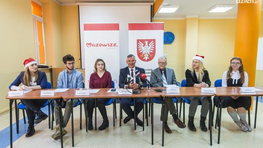 Pierwsze posiedzenie za nimi