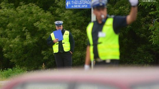 Pieszy zginął na drodze w Bielisze