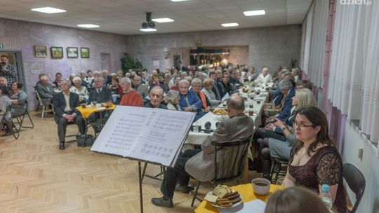 Piętnastolecie "KÓŁKA POEZJI NIE-ODKRYTEJ SZUFLADA"
