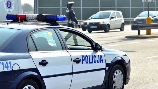 Pijany 16-latek za kierownicą. Znów weekend z promilami