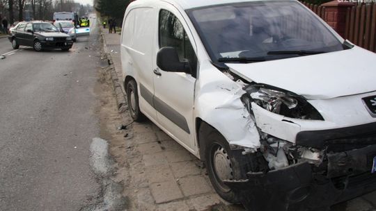 Pijany demolował samochody!