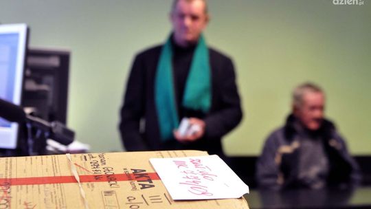 Pijany przed sądem!