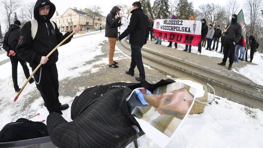 Pikieta narodowców w centrum Radomia