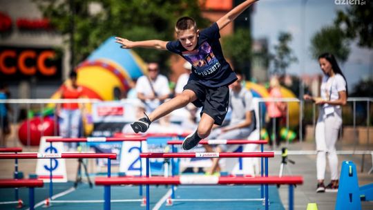 Piknik lekkoatletyczny "Zmierz się z mistrzem" (zdjęcia)