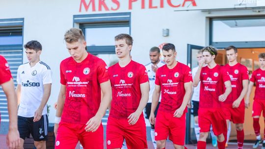 Pilica Białobrzegi znowu przegrała i dalej zamyka stawkę