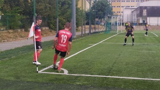 Pilica z pierwszym triumfem. Zagrali także: Zamłynie Radom i Proch Pionki