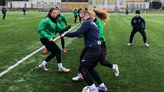 Piłkarki HydroTrucku Sportowej Czwórki Radom już gromią rywali