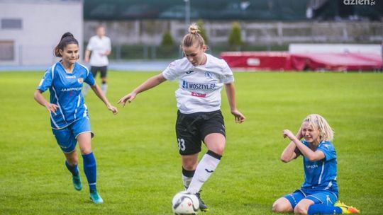Piłkarki z Sosnowca lepsze od Sportowej Czwórki