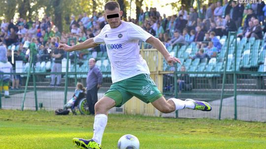 Piłkarz Radomiaka skazany za pobicie policjanta Piłkarz Radomiaka skazany za pobicie policjanta