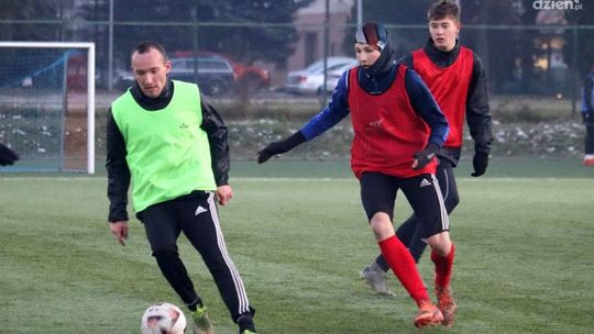 Piłkarze Broni potrenują do 10 grudnia. Później urlopy do stycznia