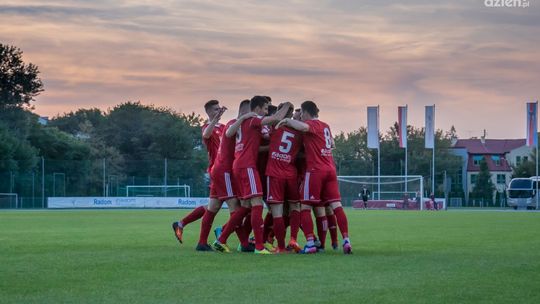 Piłkarze Broni zdrowi, można grać. W czwartek pucharowy mecz z Pogonią