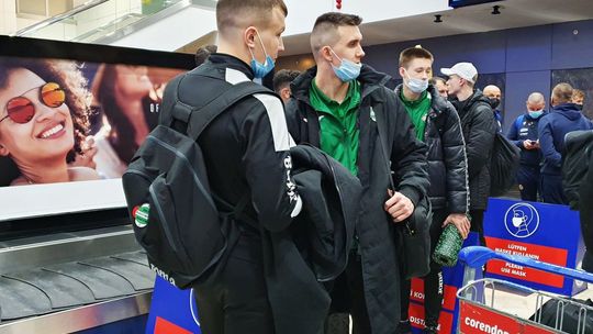 Piłkarze Radomiaka Radom dotarli do tureckiej Antalyi