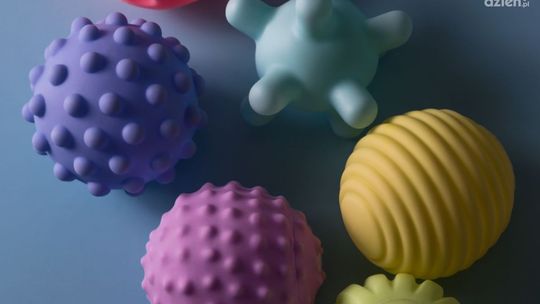 Piłki sensoryczne — rodzaje i zastosowanie